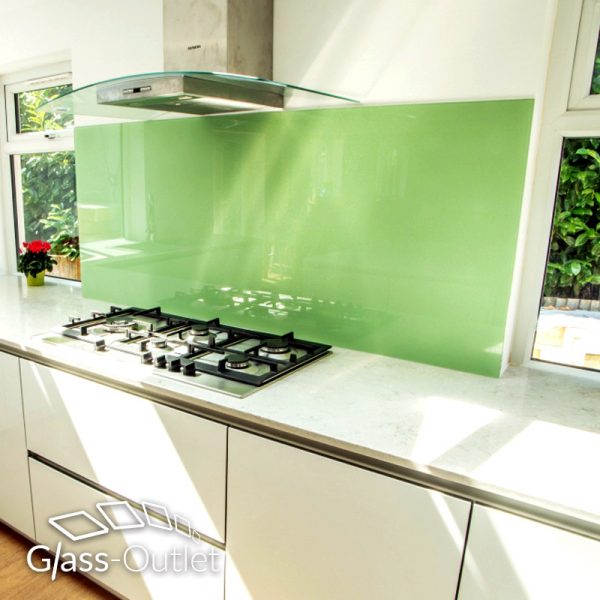 Plain Coloured Toughened Hob Splashback - Image 2