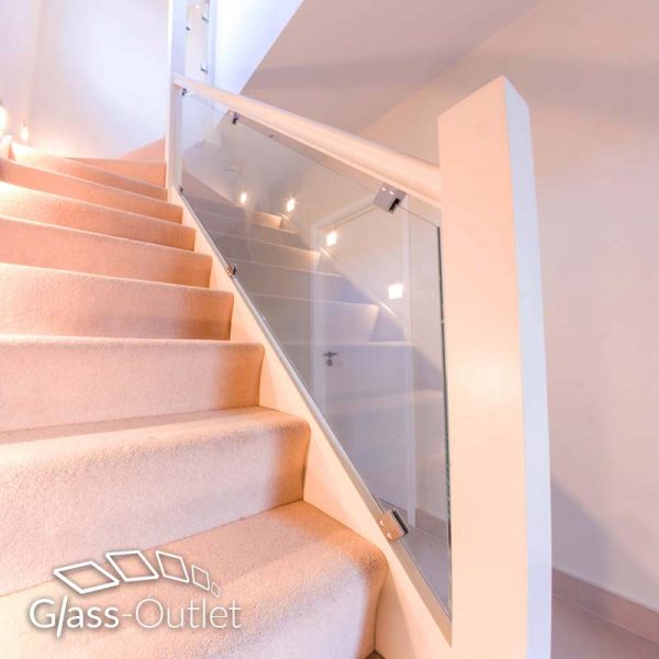 Infill balustrades installation (clamped) - Image 4