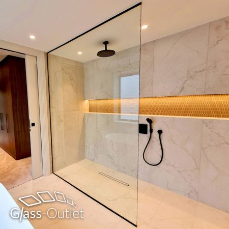 Fixed Shower Screen with Black U-Channel