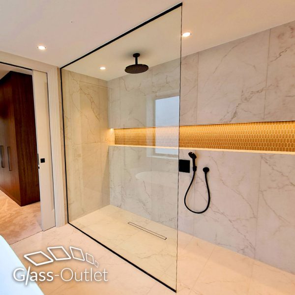 Fixed Shower Screen with Black U-Channel