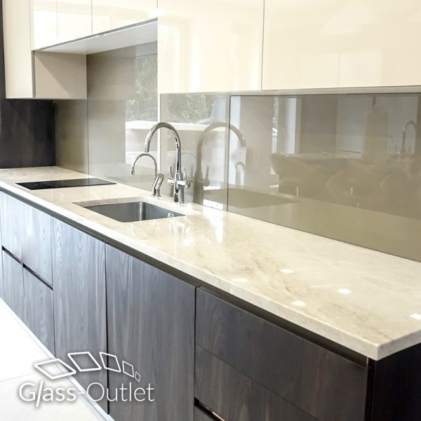 Splashbacks (complete installation)